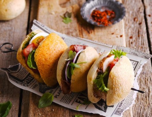 [1389919] 2630 Vegan Hamburger Bun Red Pepper Presliced Diversi Food 35 x 95 gr